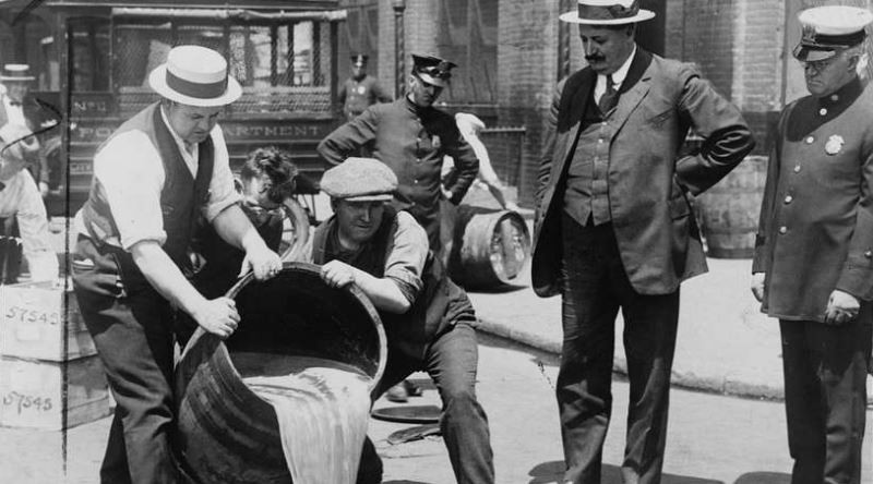 ABD'de Alkolün Yasaklanışı 1919-1933