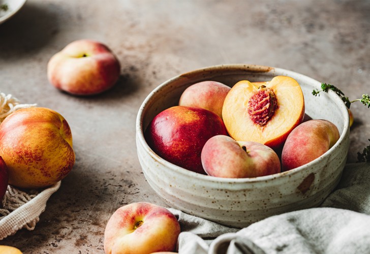 Şeftalinin faydaları nelerdir? Şeftali neye iyi gelir? Şeftalinin cilde ve mideye faydaları nelerdir?