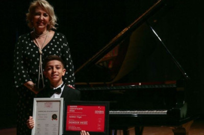 11 yaşındaki Türk Yetenek Uluslararası Mozart Yarışması'nda birincilik kazandı
