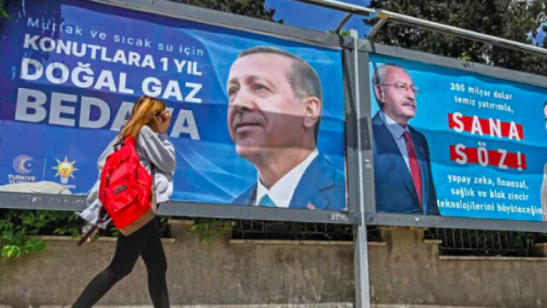 Erdoğan'ın fotoğrafına ‘Hitler bıyığı’ çizdiği için tutuklanan liseli tahliye edildi.