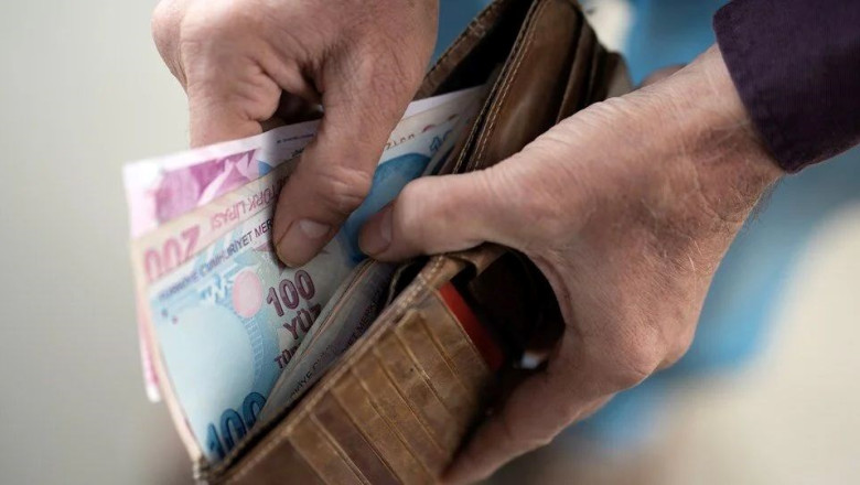 Benzin, sigara, alkol. Hepsine yarın zam geliyor...